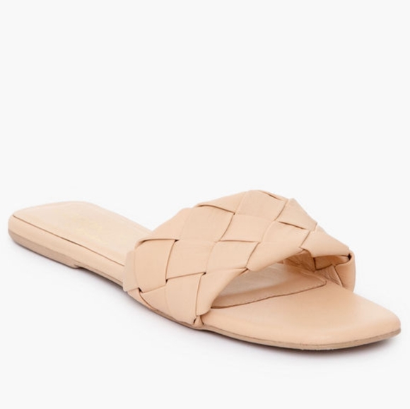 Matisse | Shoes | Matisse Coconuts Nude Leather Sweet Pea Sandals Slides 9  | Poshmark